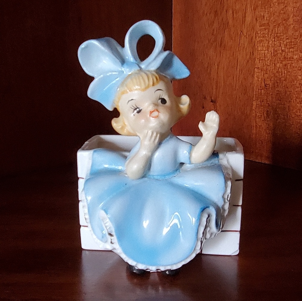 Meet your Posher, Phyllis